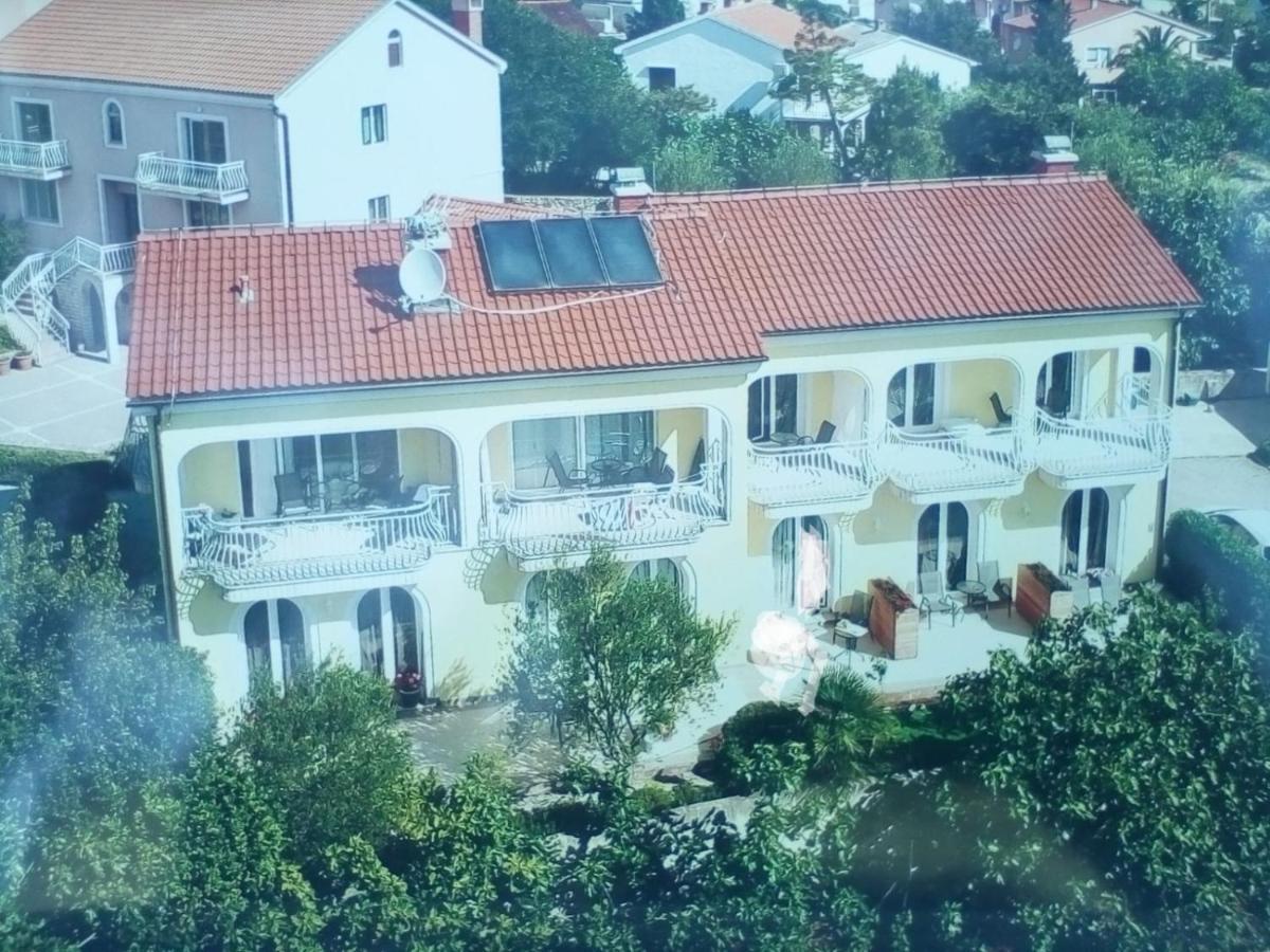 Ana Rooms Krk Town Exterior photo